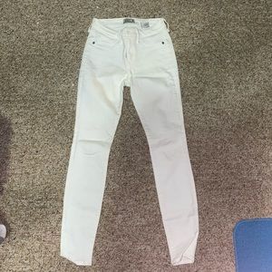 Abercrombie & Fitch white jeans